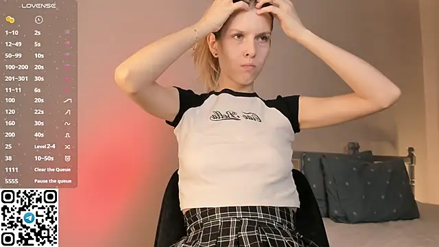 tyty piupiu online show from 11-30-25, 06:09