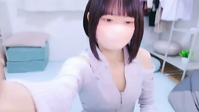 Snapshot of Im_Yu-na chatting on 06-21-26, 06:52 Im Yu-na online show from 06-21-26, 06:52