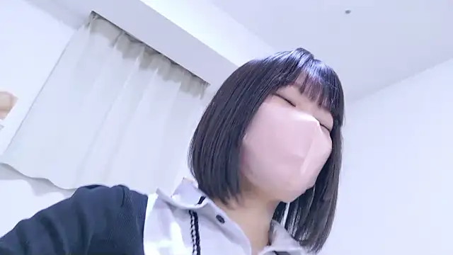 Im Yu-na online show from 02-18-26, 01:29