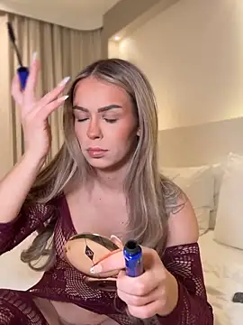 HotBella- online show from 02-15-26, 06:07