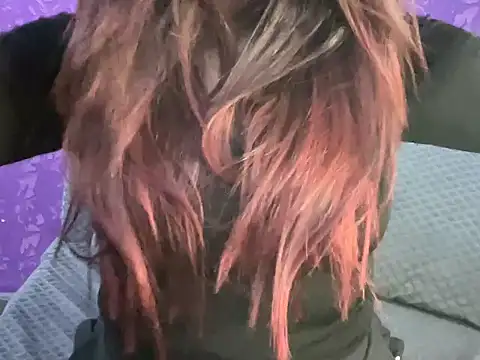 chelsiee1 online show from 03-11-26, 06:57