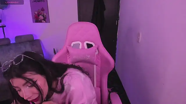 cami mila9 online show from 12-01-25, 10:32