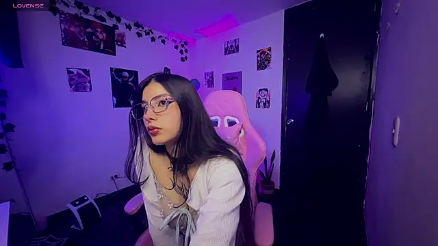 cami mila9 online show from 02-16-26, 05:50