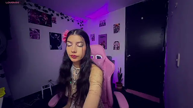 cami mila9 online show from 04-17-26, 03:53