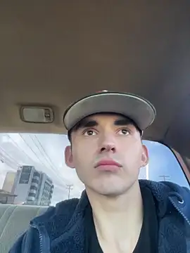 Snapshot of kevinsito1 chatting on 12-04-25, 05:01 kevinsito1 online show from 12-04-25, 05:01