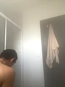 Snapshot of kevinsito1 chatting on 11-16-25, 09:30 kevinsito1 online show from 11-16-25, 09:30