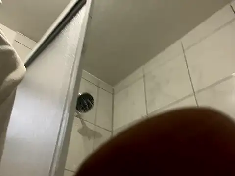 Snapshot of kevinsito1 chatting on 02-11-26, 02:50 kevinsito1 online show from 02-11-26, 02:50