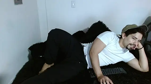 Ian Daviz online show from 11-17-25, 01:53