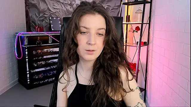 JackieByrd online show from 09-14-25, 01:22