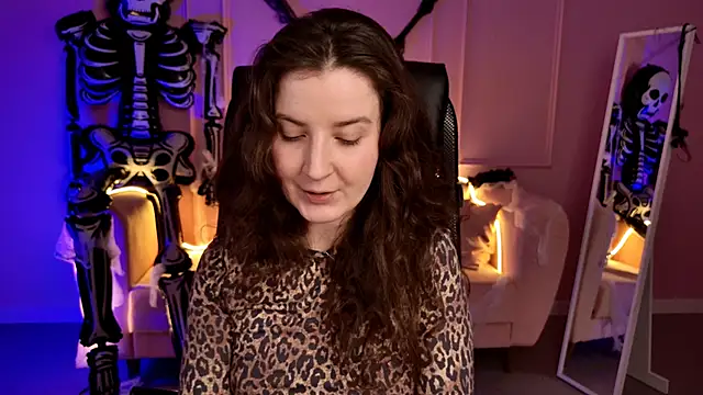 JackieByrd online show from 10-18-25, 01:13