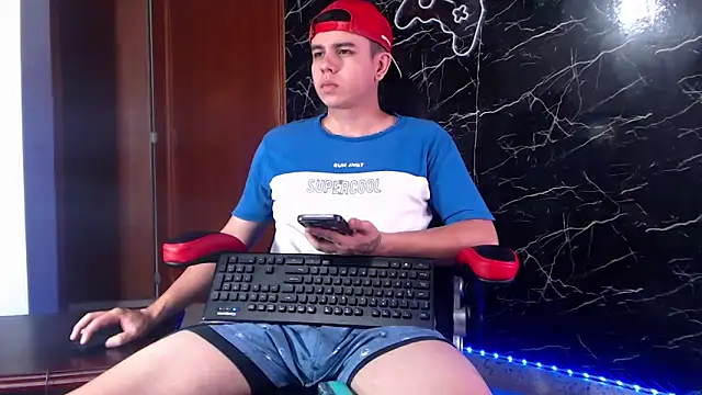 Snapshot of maty_hardx chatting on 01-17-25, 02:18 maty hardx online show from 01-17-25, 02:18