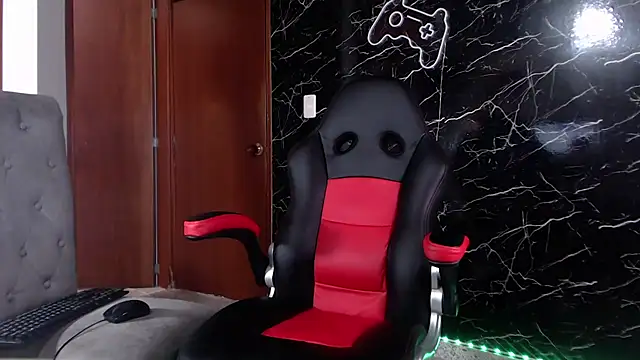 Snapshot of maty_hardx chatting on 03-07-25, 02:34 maty hardx online show from 03-07-25, 02:34