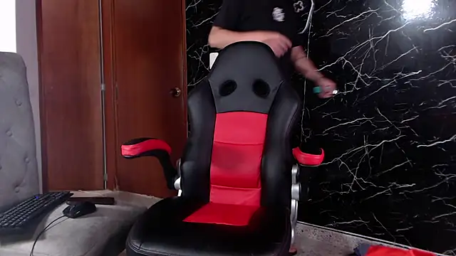 Snapshot of maty_hardx chatting on 03-06-25, 07:43 maty hardx online show from 03-06-25, 07:43