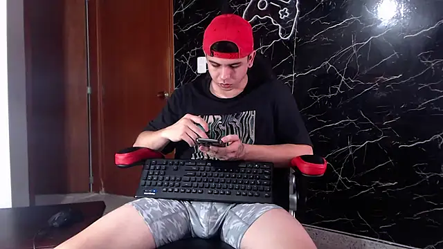 Snapshot of maty_hardx chatting on 01-23-25, 03:01 maty hardx online show from 01-23-25, 03:01