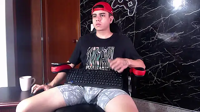 Snapshot of maty_hardx chatting on 01-23-25, 10:01 maty hardx online show from 01-23-25, 10:01