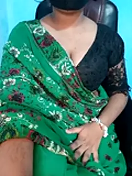 Snapshot of Sadika- chatting on 02-05-26, 01:56 Sadika- online show from 02-05-26, 01:56