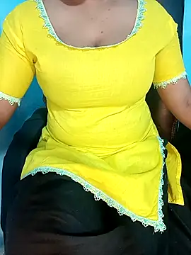 Snapshot of Sadika- chatting on 02-12-26, 06:24 Sadika- online show from 02-12-26, 06:24