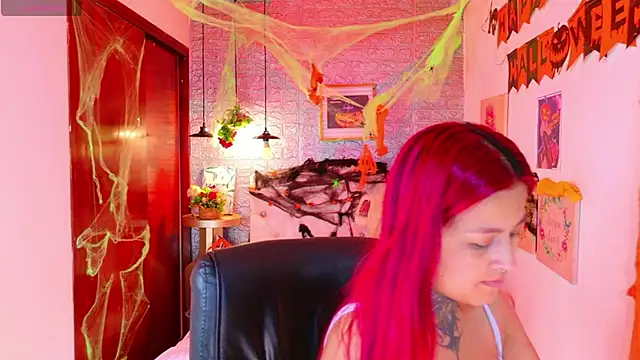 meghan nill online show from 10-30-25, 02:54