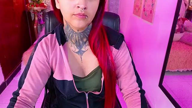 meghan nill online show from 09-24-25, 02:51