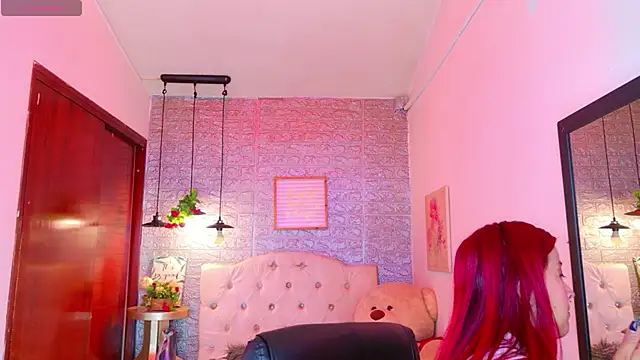 meghan nill online show from 11-06-25, 02:59