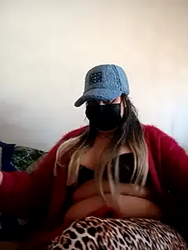 Snapshot of Jawahir-pretty-women chatting on 12-16-24, 01:43 Jawahir-pretty-women online show from 12-16-24, 01:43