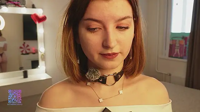 sarahUwU online show from 02-16-26, 08:13