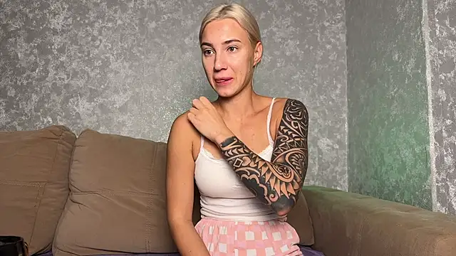 AnneBall online show from 11-12-25, 05:11