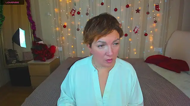 Snapshot of Katherine_Fox chatting on 01-06-25, 07:52 Katherine Fox online show from 01-06-25, 07:52