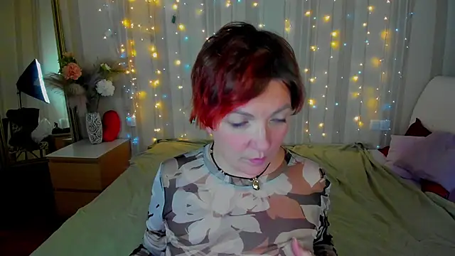 Snapshot of Katherine_Fox chatting on 03-13-25, 10:10 Katherine Fox online show from 03-13-25, 10:10