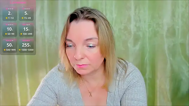 Snapshot of Regina__blue chatting on 02-06-25, 07:51 Regina  blue online show from 02-06-25, 07:51