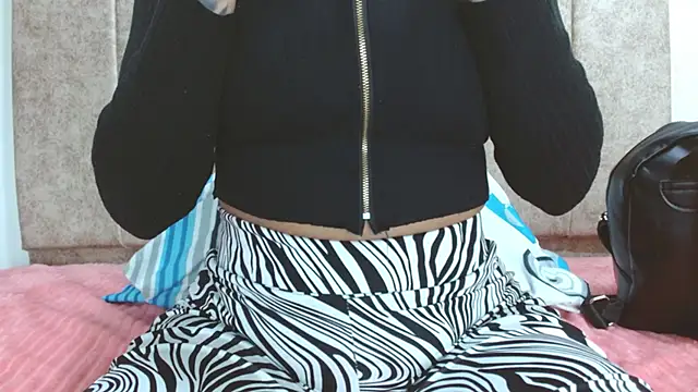 Dirty Innocent online show from 02-08-25, 01:22