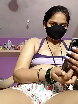 Snapshot of Kashish_18 chatting on 07-15-26, 07:21 Kashish 18 online show from 07-15-26, 07:21