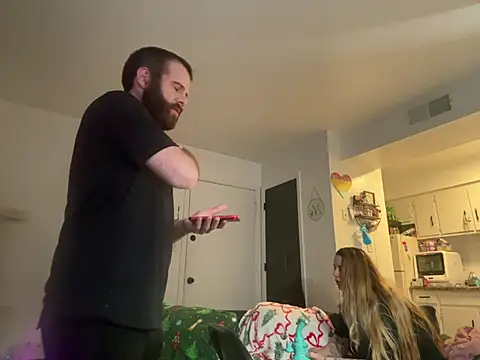 Snapshot of SpunCandy chatting on 02-21-26, 06:32 SpunCandy online show from 02-21-26, 06:32