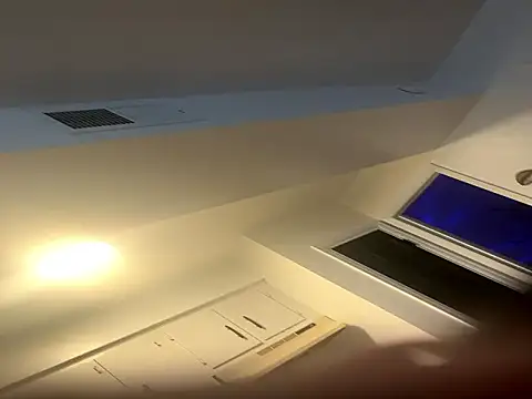 Snapshot of SpunCandy chatting on 10-02-25, 10:57 SpunCandy online show from 10-02-25, 10:57