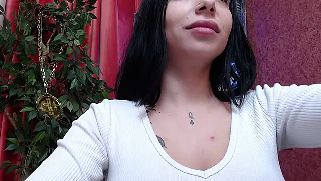 MissJuliax online show from 11-26-25, 07:30