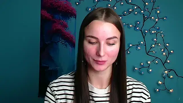 Eva Janee online show from 10-15-25, 11:18