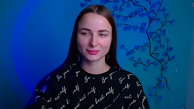 Eva Janee online show from 12-18-25, 07:02