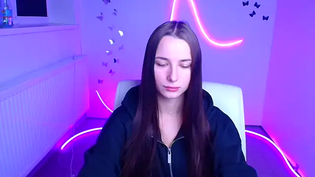 Eva Janee online show from 12-19-25, 06:38