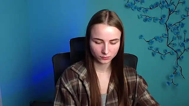Eva Janee online show from 05-21-26, 05:49