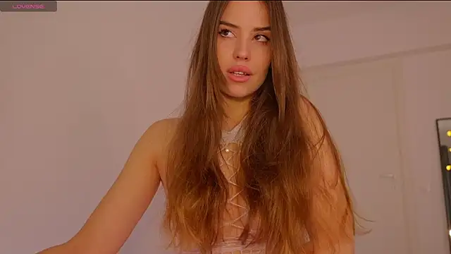 Snapshot of FazeyJ_ chatting on 03-11-25, 07:03 FazeyJ online show from 03-11-25, 07:03