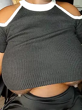 Snapshot of BlackJaguar30 chatting on 10-02-25, 01:42 BlackJaguar30 online show from 10-02-25, 01:42