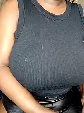 Snapshot of BlackJaguar30 chatting on 09-17-25, 11:29 BlackJaguar30 online show from 09-17-25, 11:29