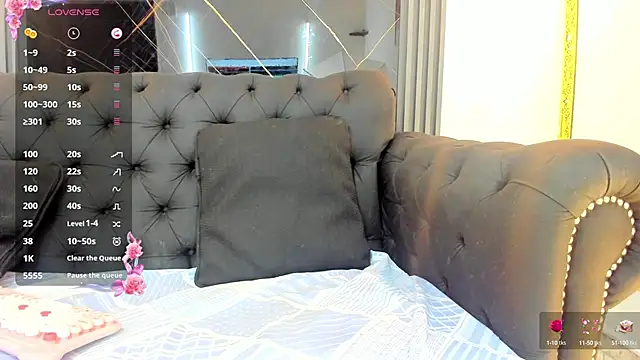 EvaaLovia1 online show from 09-26-25, 02:02