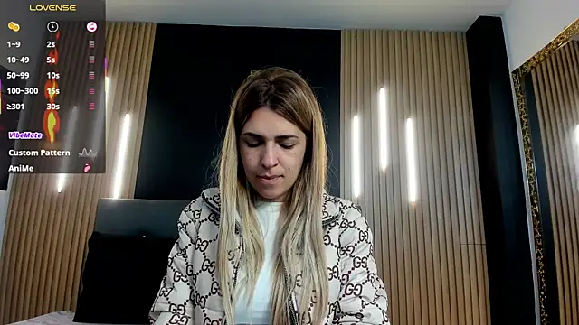 EvaaLovia1 online show from 03-26-26, 01:20