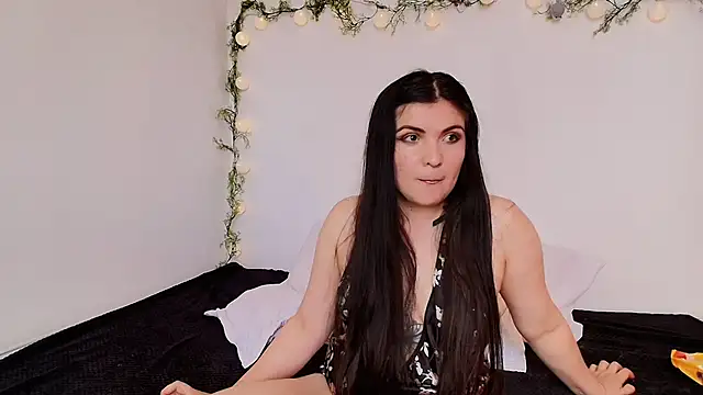 Amara vega online show from 05-24-26, 03:01