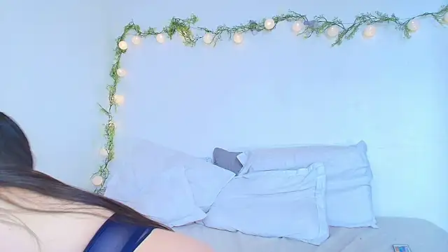 Amara vega online show from 04-29-26, 05:30