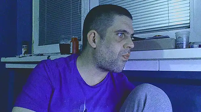 Snapshot of YouWantMe666 chatting on 02-25-25, 10:20 YouWantMe666 online show from 02-25-25, 10:20