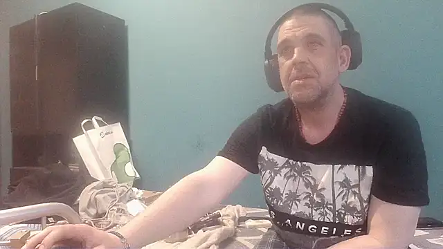 YouWantMe666 online show from 05-20-26, 03:58