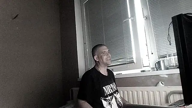 YouWantMe666 online show from 06-25-26, 07:08