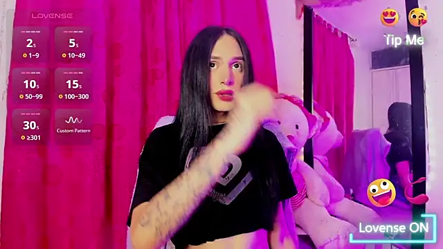 Snapshot of samy_foox chatting on 02-07-26, 01:57 samy foox online show from 02-07-26, 01:57